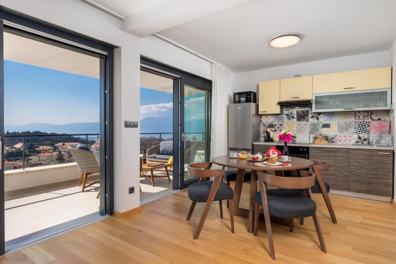 Tersatto Apartment Rijeka Bagian luar foto