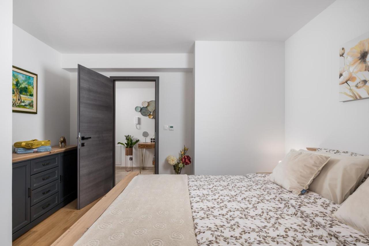 Tersatto Apartment Rijeka Bagian luar foto