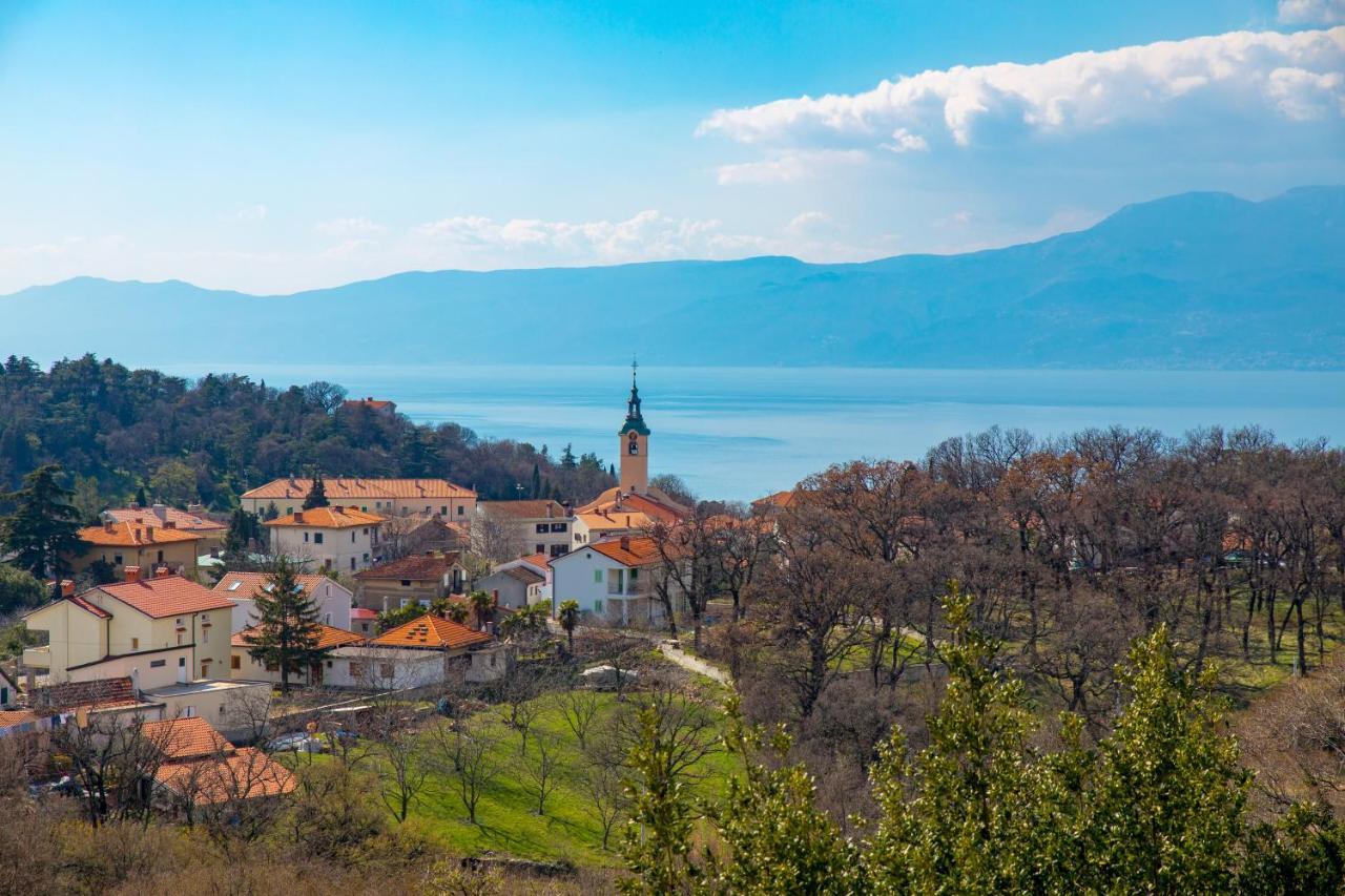 Tersatto Apartment Rijeka Bagian luar foto